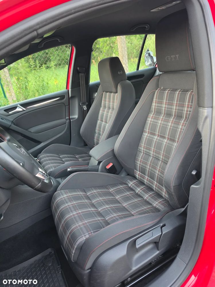 Volkswagen Golf 2.0 TSI GTI - 19