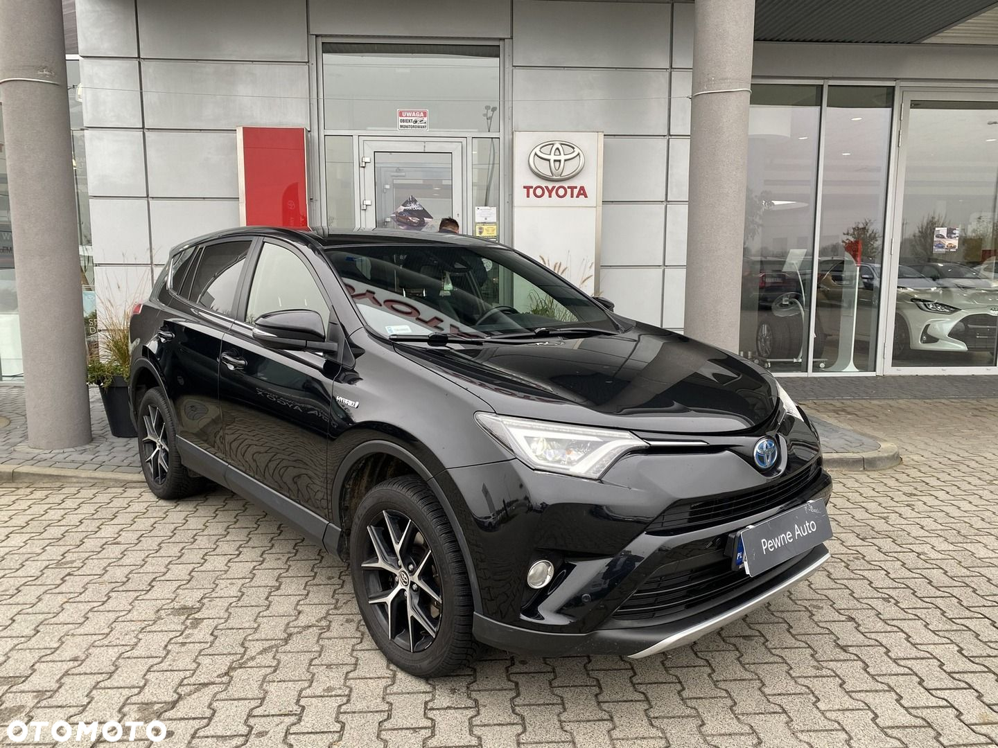 Toyota RAV4 - 6