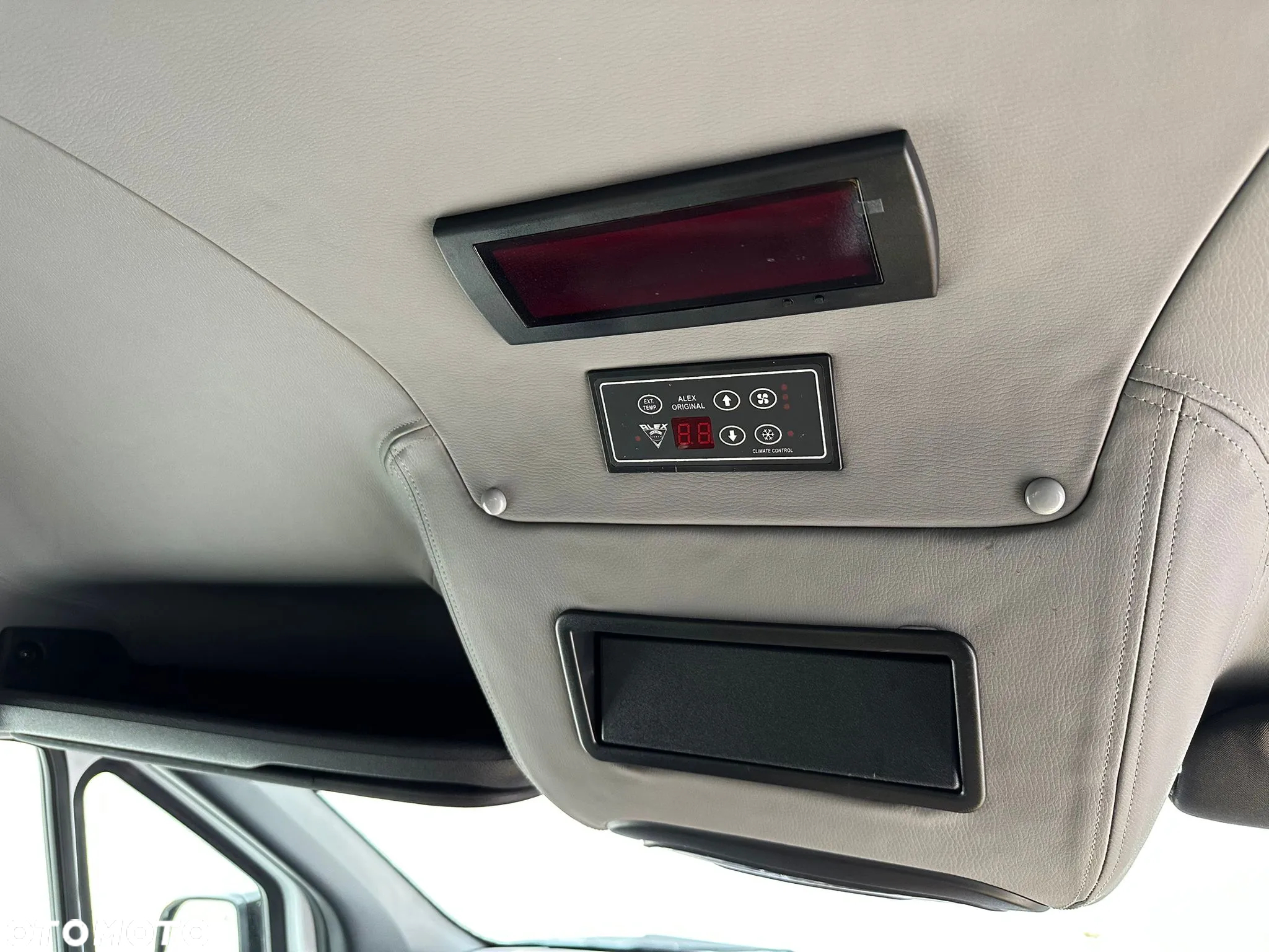 Mercedes-Benz eSprinter - 20