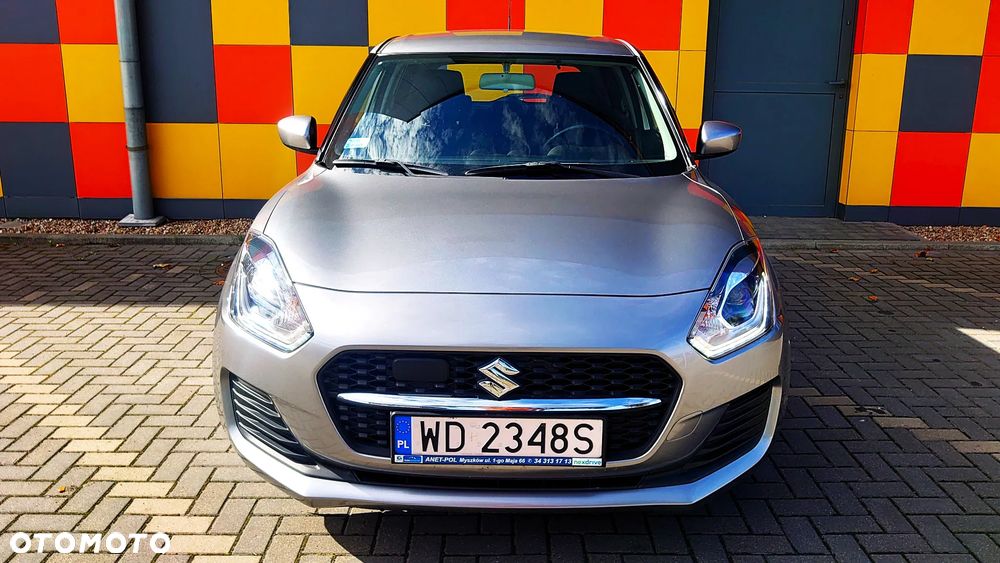 Suzuki Swift 1.2 Dualjet SHVS Premium CVT - 9