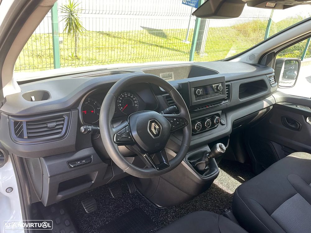 Renault Trafic 2.0 dCi Longa IVA Dedutível - 19