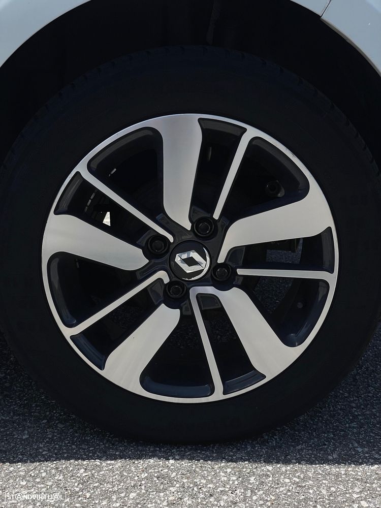 Renault Clio 1.5 dCi Dynamique S - 5