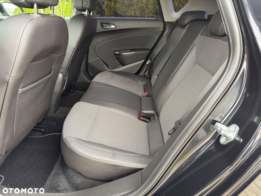 Opel Astra 1.4 Turbo Cosmo - 24