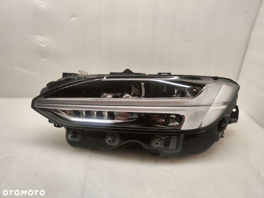 volvo s90 v90 mid led lampa lewy przód 32228682 - 1
