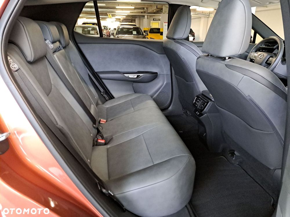 Lexus RZ 300e Prestige - 11