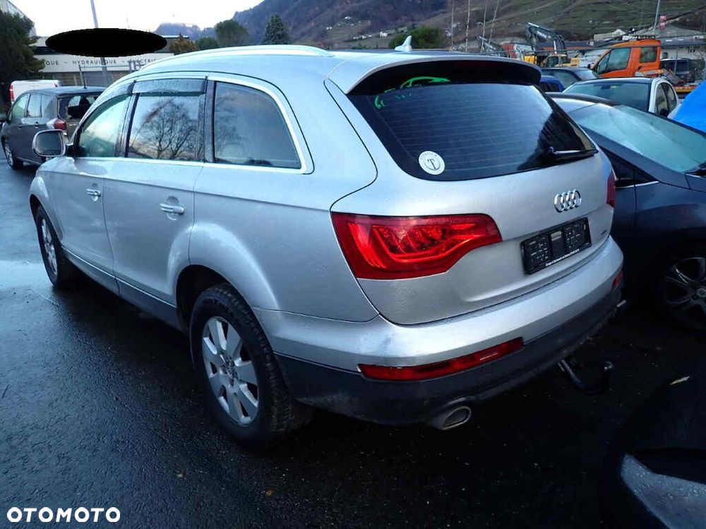Audi Q7 - 3