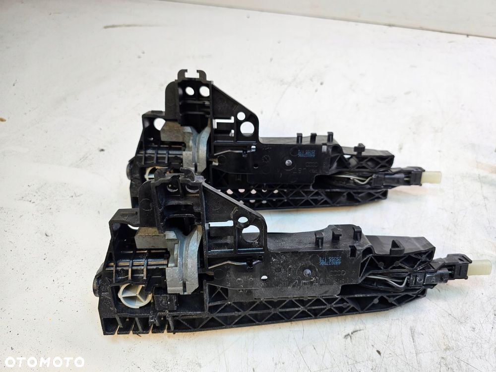 KLAMKI KLAMKA AUDI A6 A7 4H1837885 LY9T LED KEYLESS KOMPLET - 8
