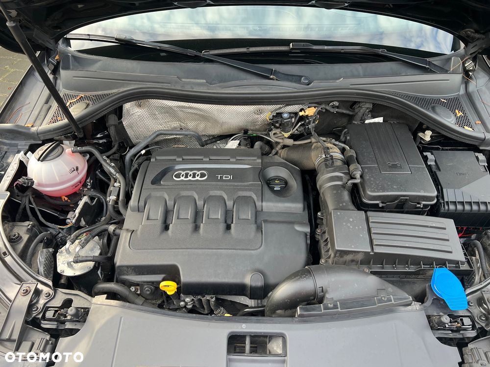 Audi Q3 2.0 TDI Design - 14