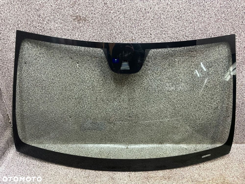 Szyba przod przednia czolowa kamera sensor deszczu Mercedes W204 Centrum - 1