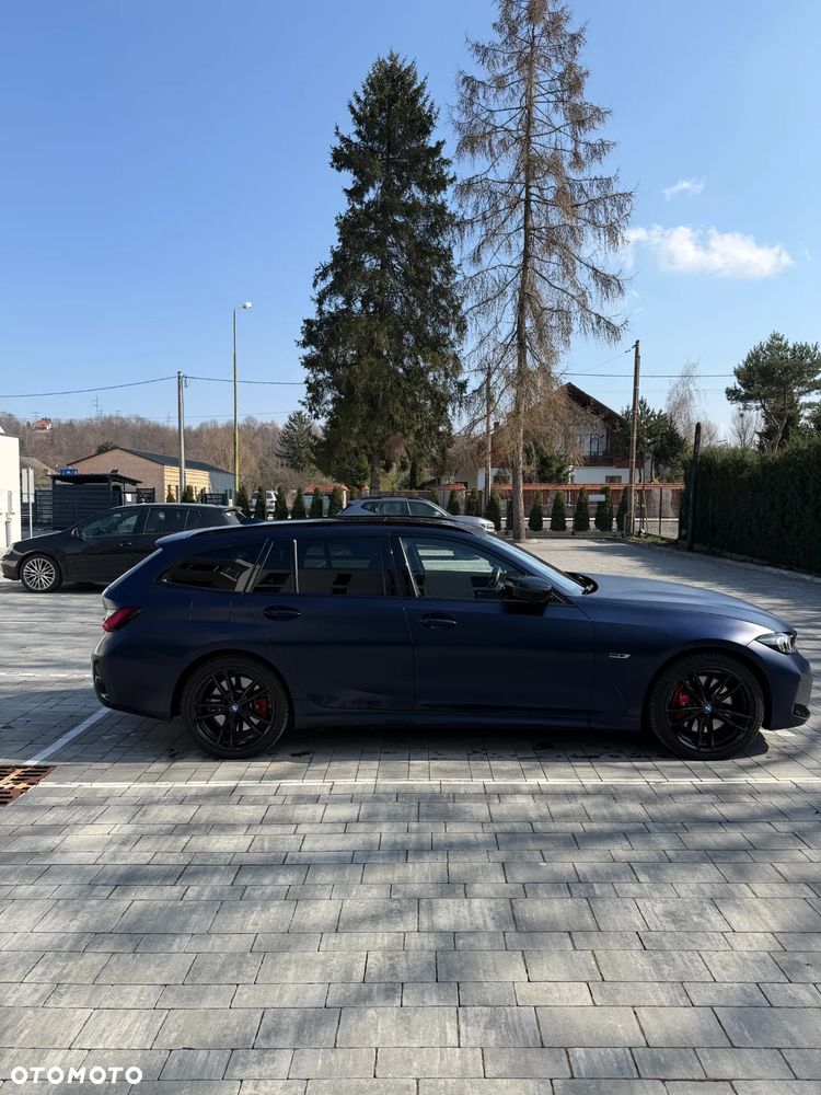 BMW Seria 3 330e xDrive M Sport - 8