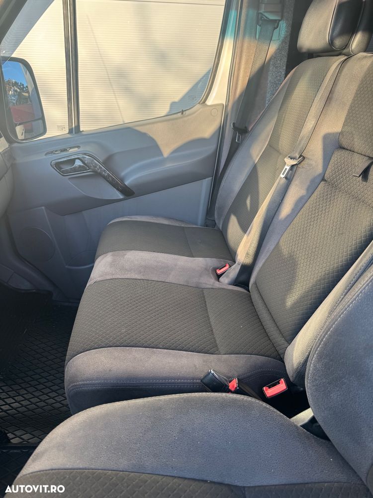 Mercedes-Benz Sprinter - 7