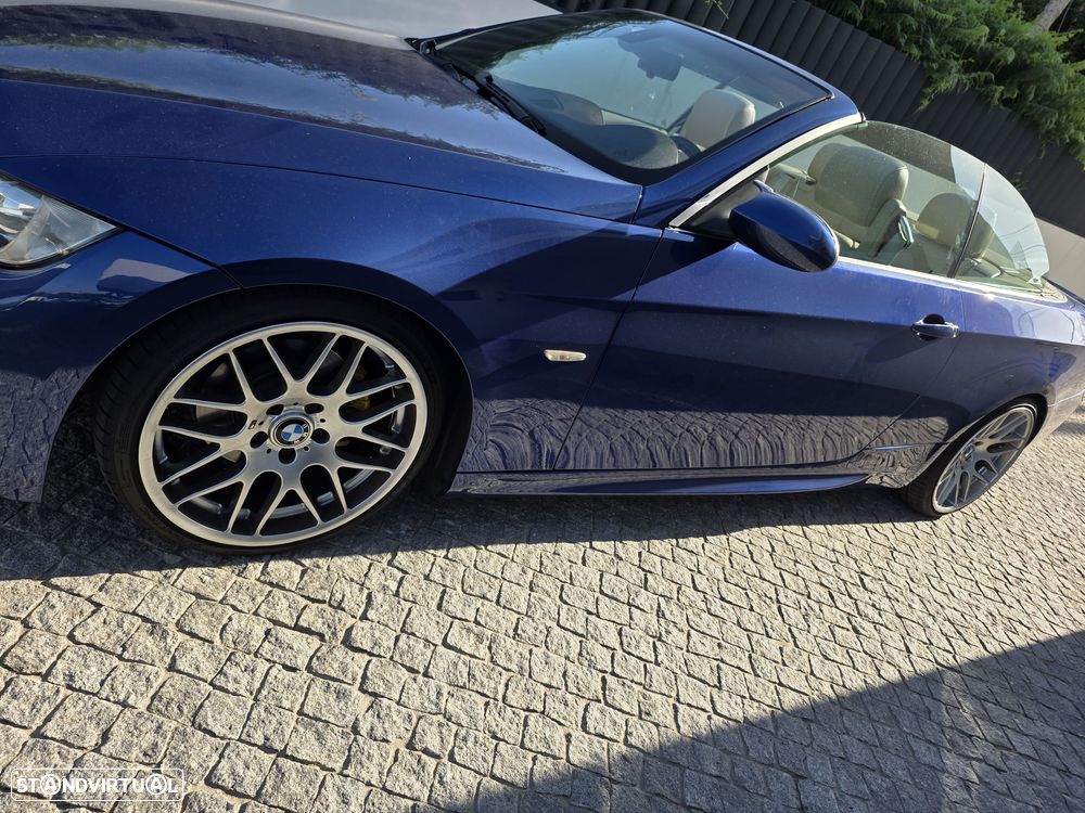 BMW 320 i Cabrio Auto - 2