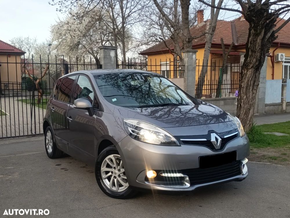 Renault Scenic - 1
