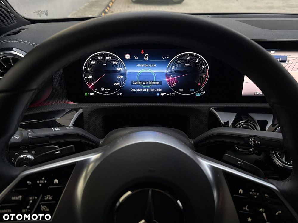 Mercedes-Benz CLA 180 Progressive 7G-DCT - 14