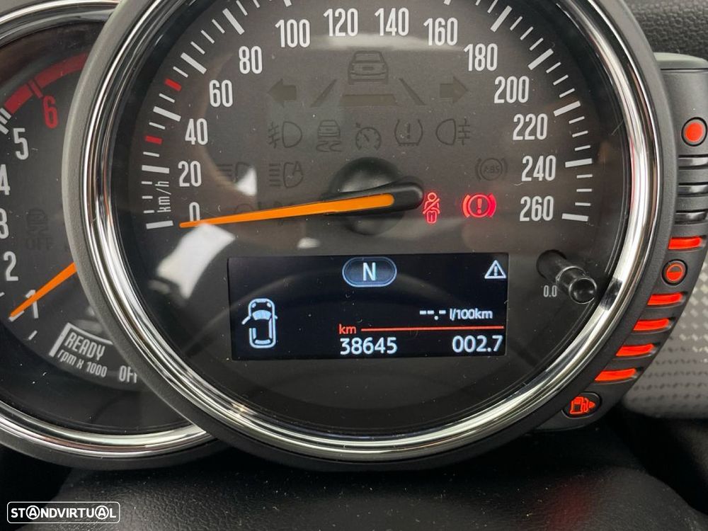 MINI Cabrio Cooper D - 9