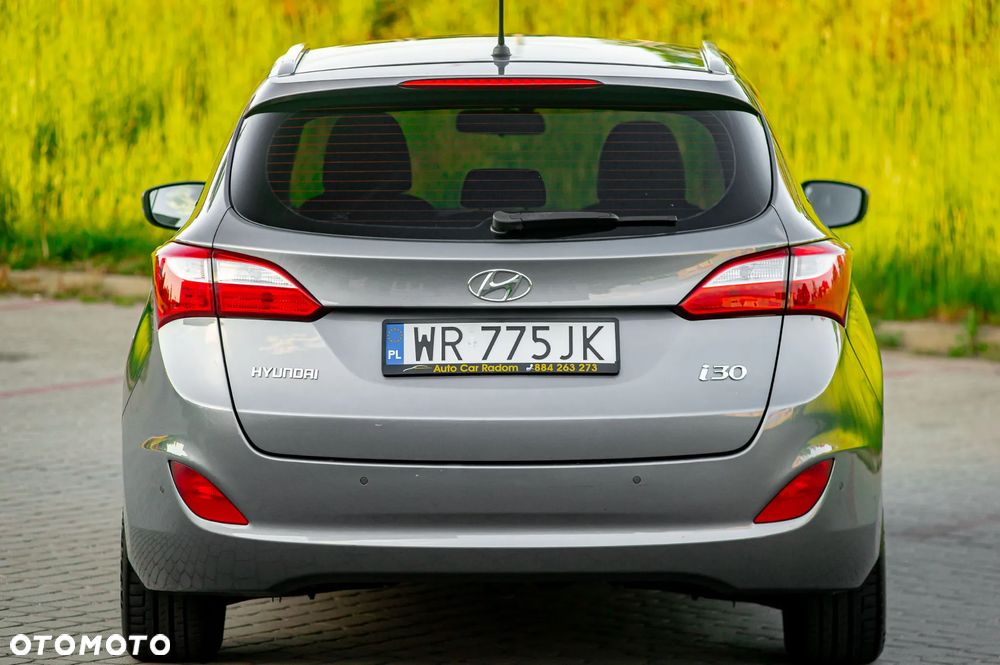 Hyundai i30 blue Kombi 1.6 GDi Style - 15
