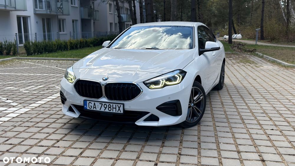 BMW Seria 2 218i - 1
