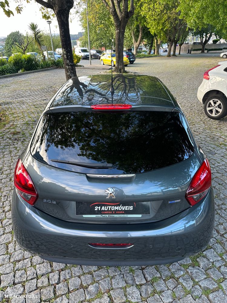 Peugeot 208 1.2 PureTech Style - 9