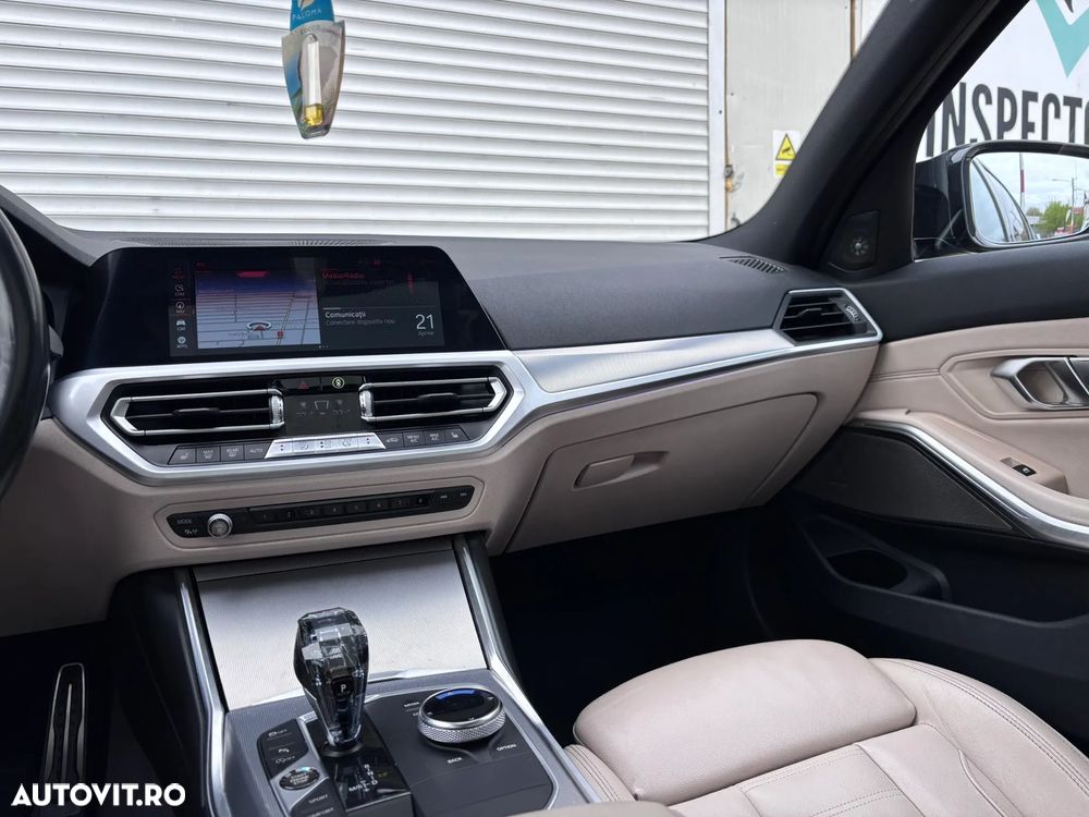 BMW Seria 3 320i Aut. M Sport - 29