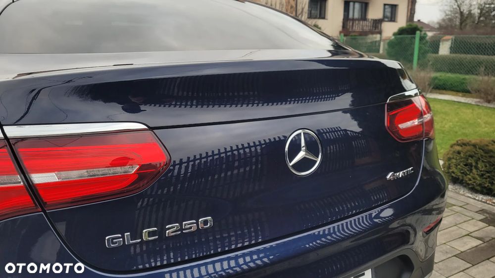 Mercedes-Benz GLC - 23