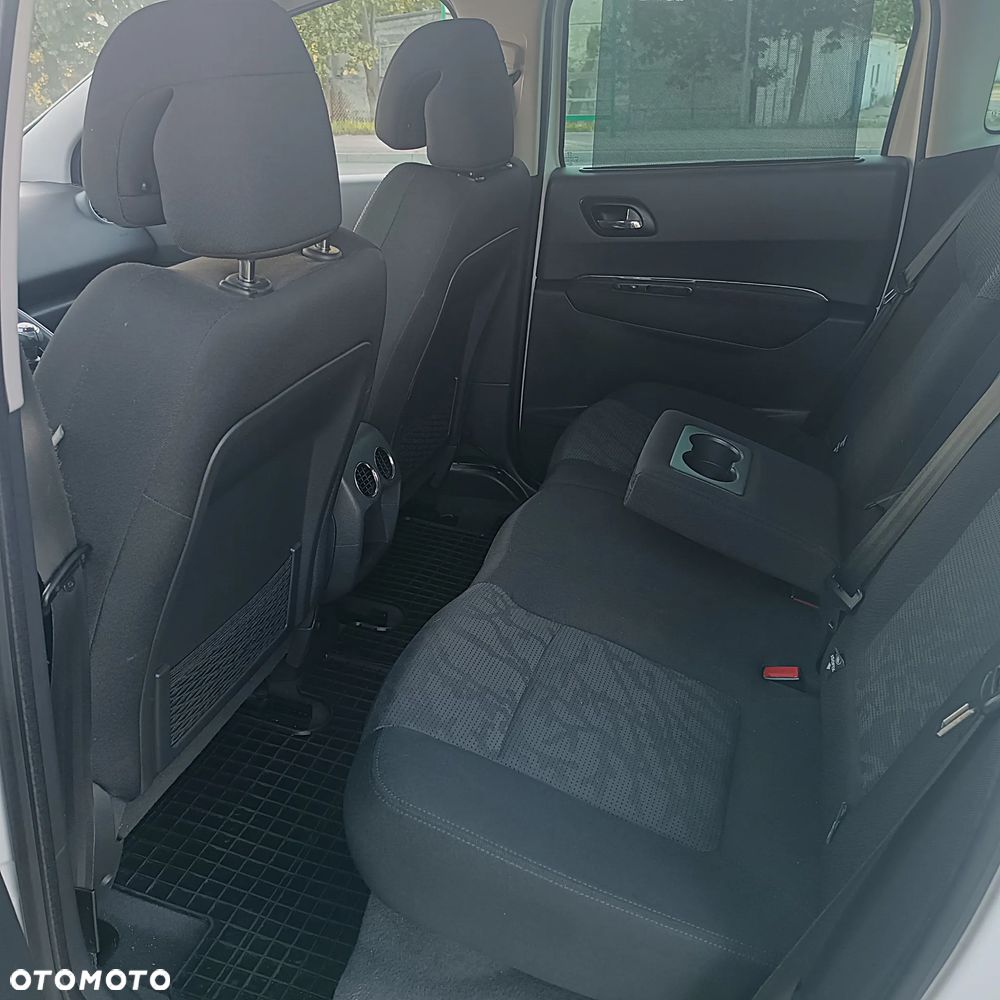 Peugeot 3008 1.6 HDi Trendy - 13