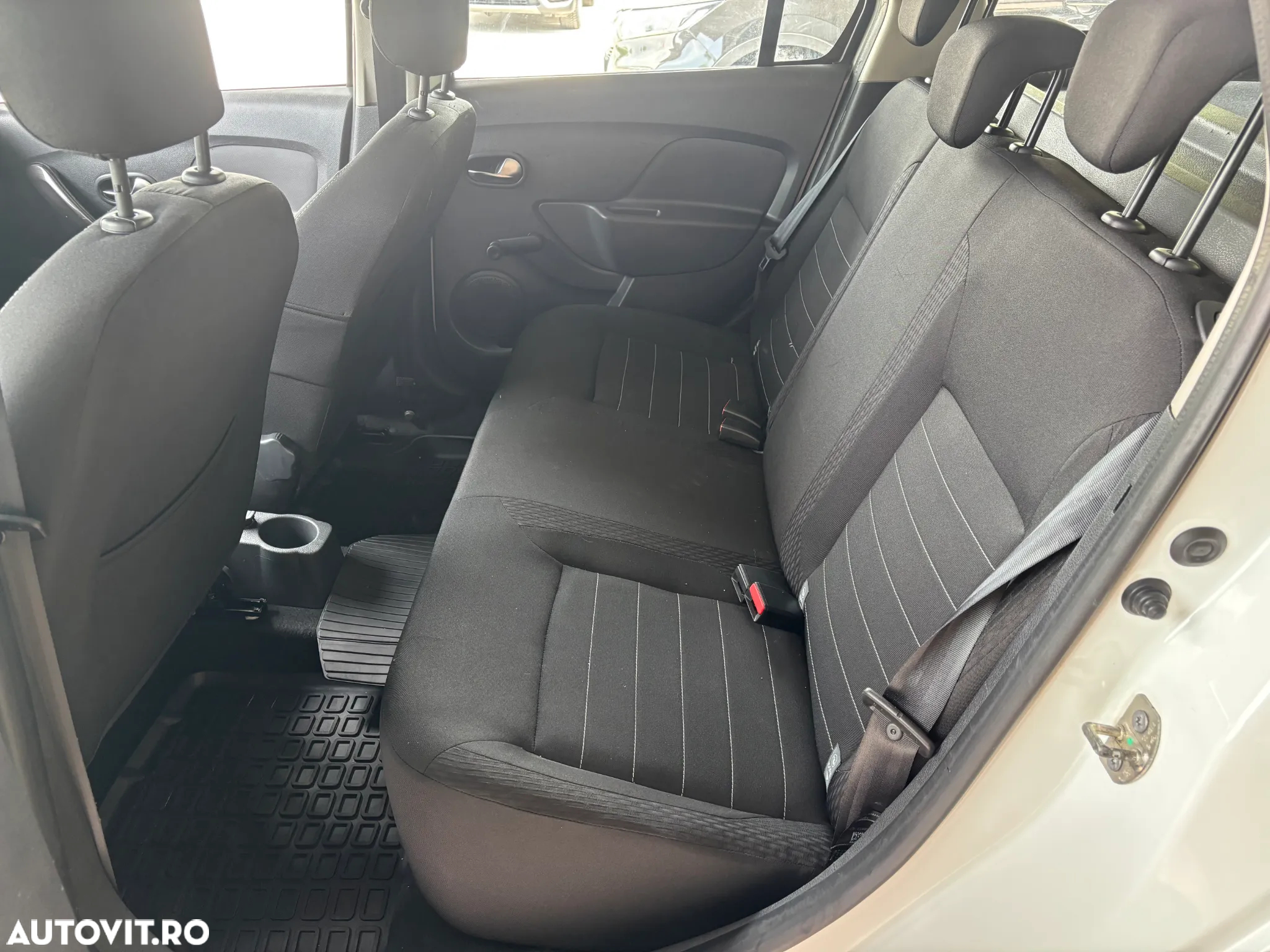 Dacia Logan MCV 1.5 Blue dCi Laureate - 26
