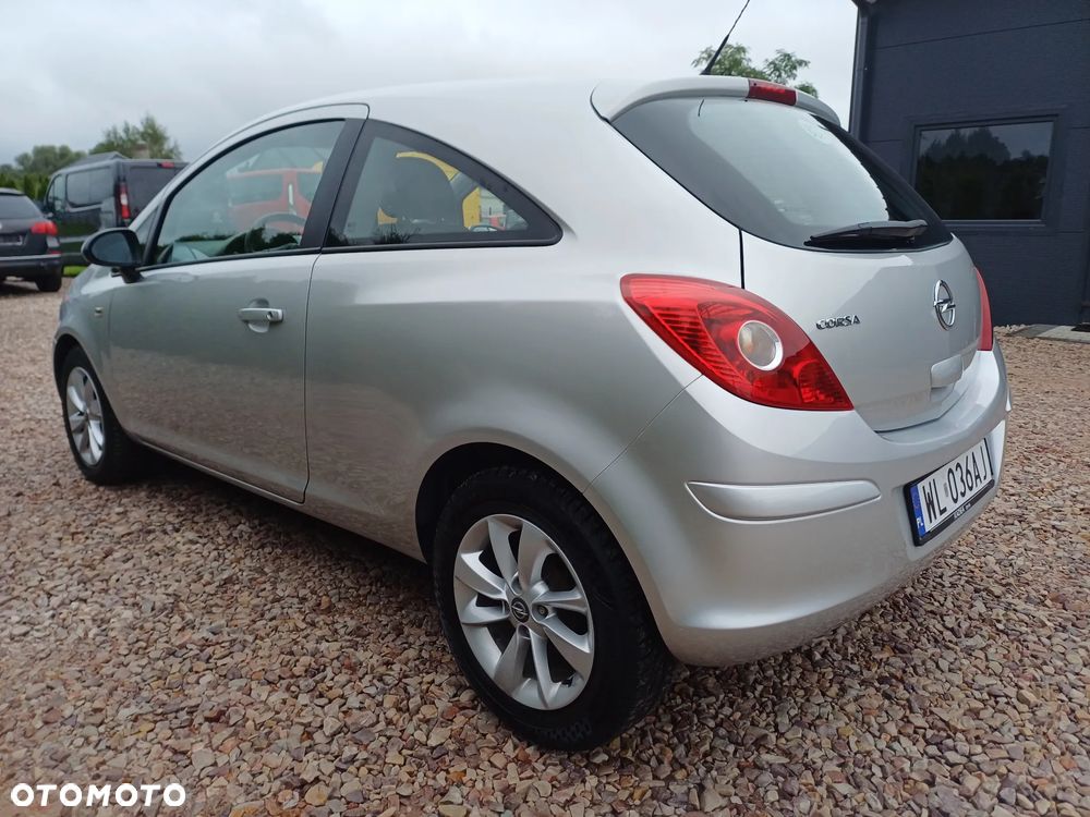 Opel Corsa - 2