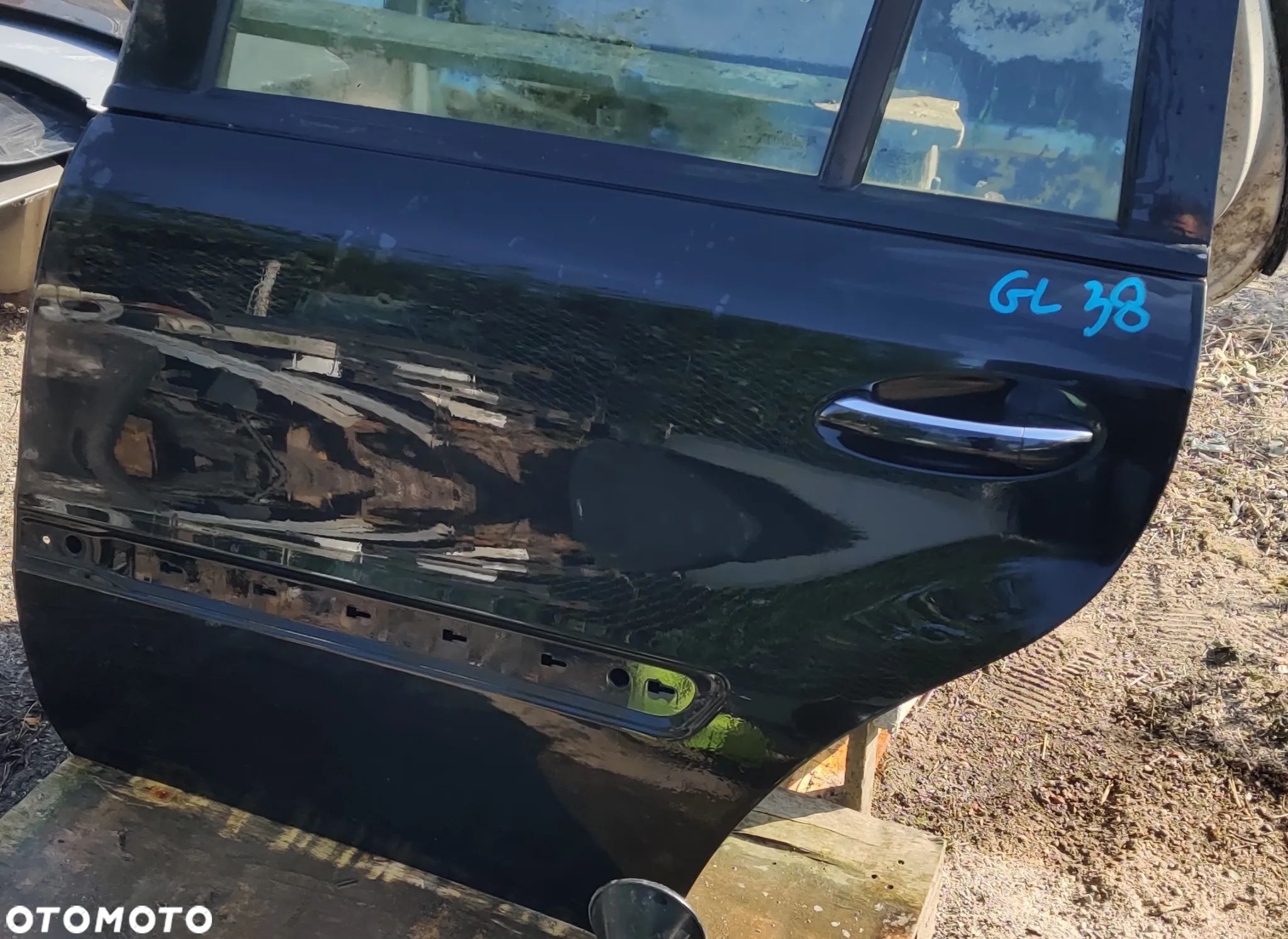MERCEDES X164 GL DRZWI LEWY TYL - 1