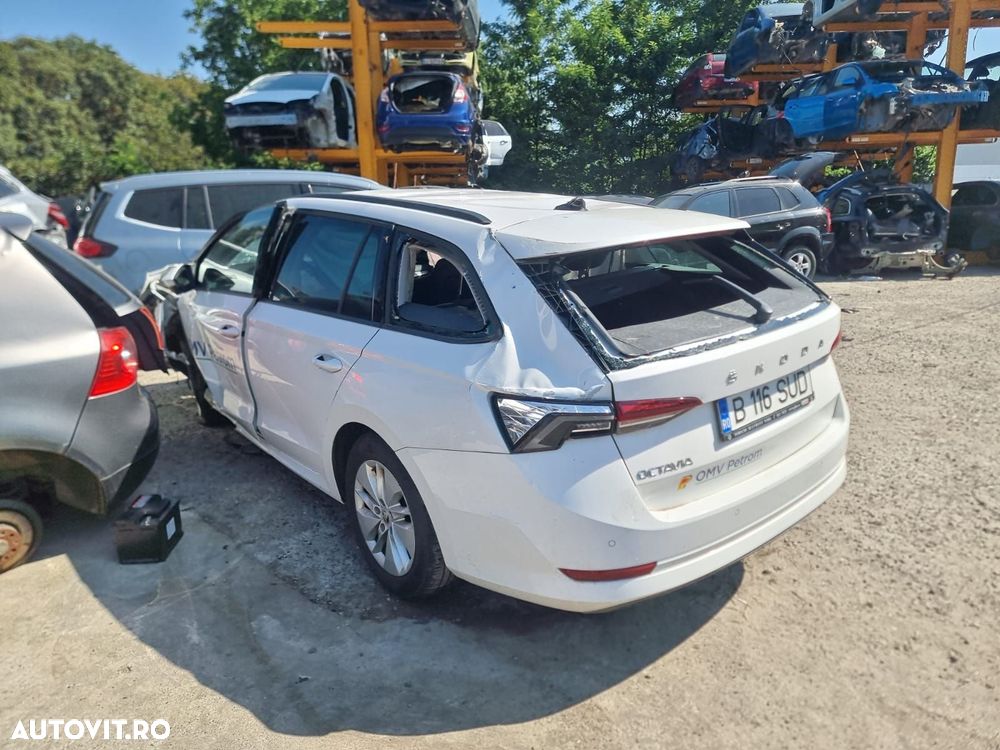 Grila ventilatie bord 5E4819701 Skoda Octavia 4 [2019 - 2024] 2.0 tdi - 5