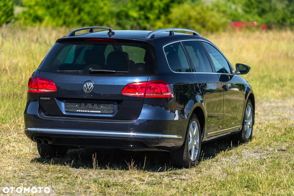 Volkswagen Passat 2.0 TDI BlueMotion Technology Comfortline - 11