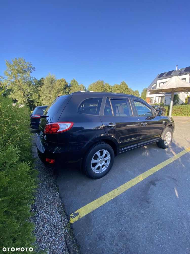 Hyundai Santa Fe - 4