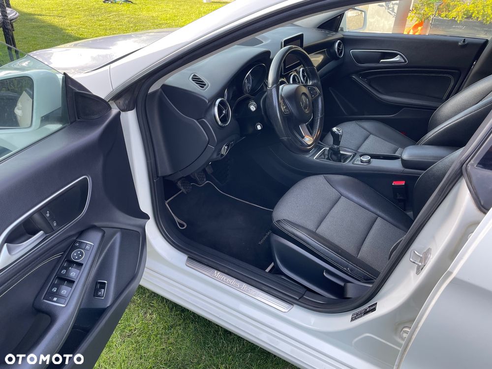 Mercedes-Benz CLA 180 (CDI) d - 8