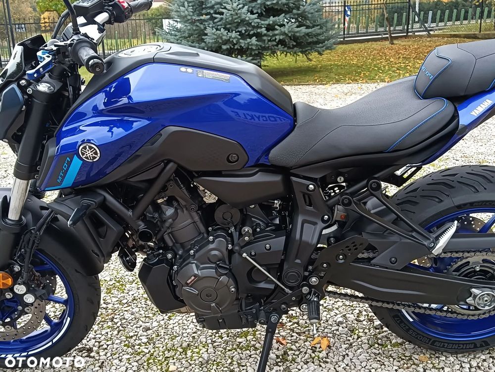 Yamaha MT - 28