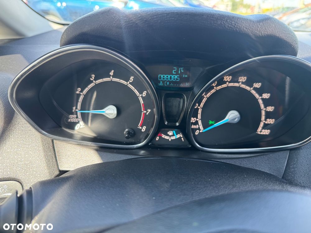 Ford Fiesta 1.0 EcoBoost S&S TITANIUM - 15