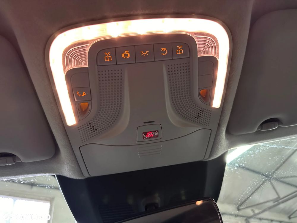 Mercedes-Benz VITO - 20