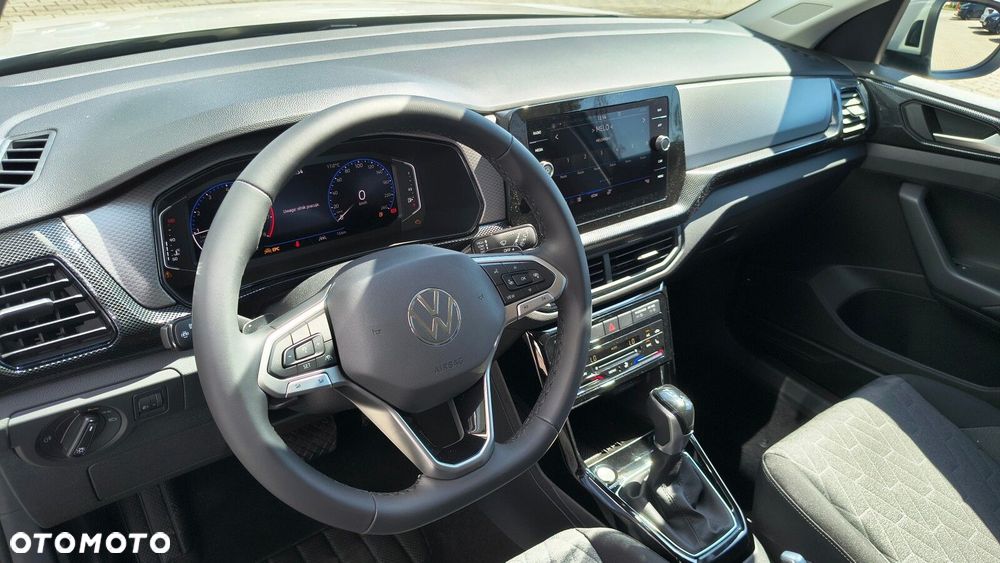 Volkswagen T-Cross - 13