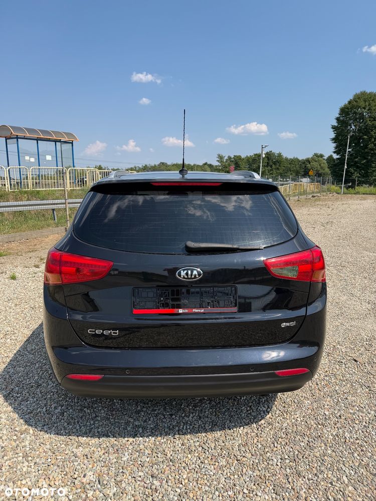Kia Ceed - 6
