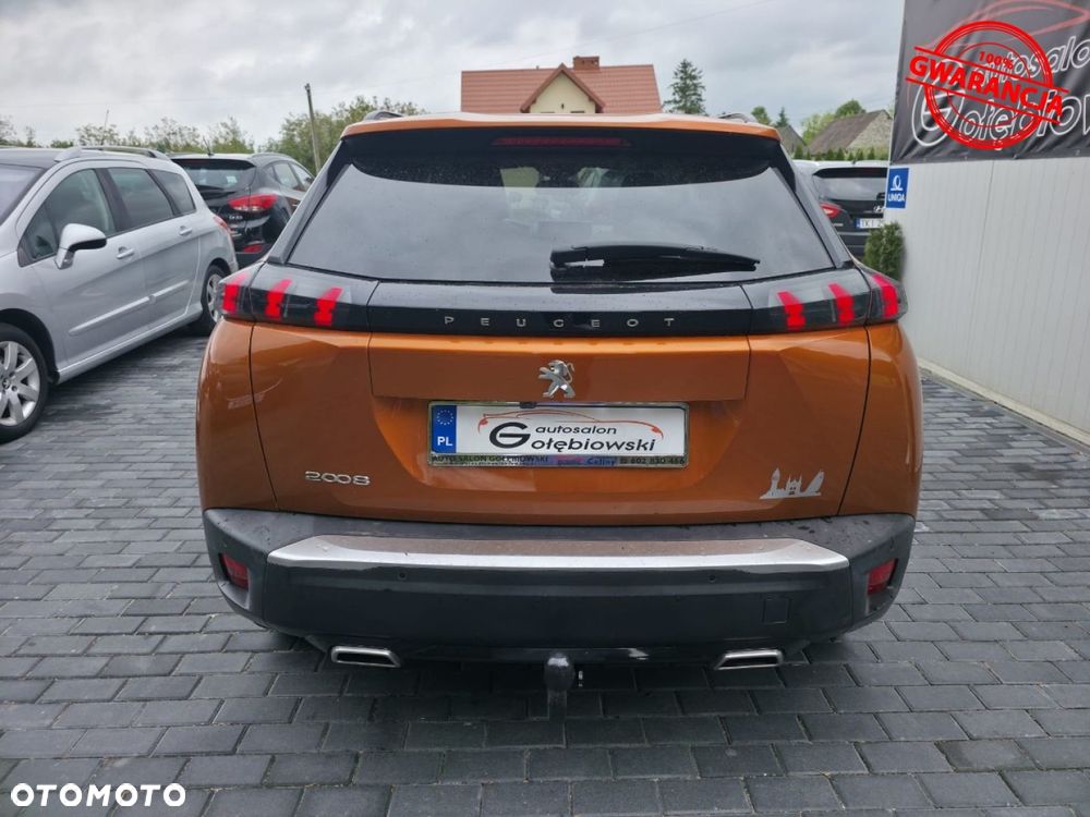 Peugeot 2008 - 9