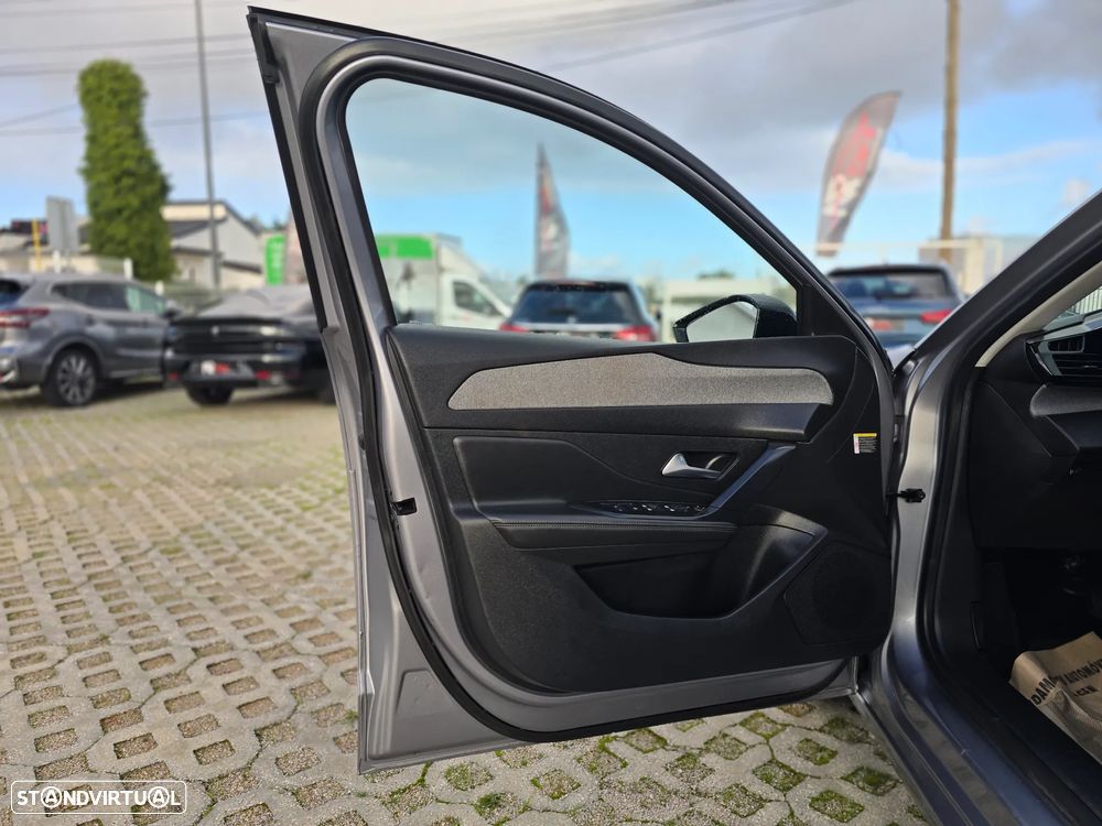 Peugeot 308 SW 1.5 BlueHDi Allure EAT8 - 36