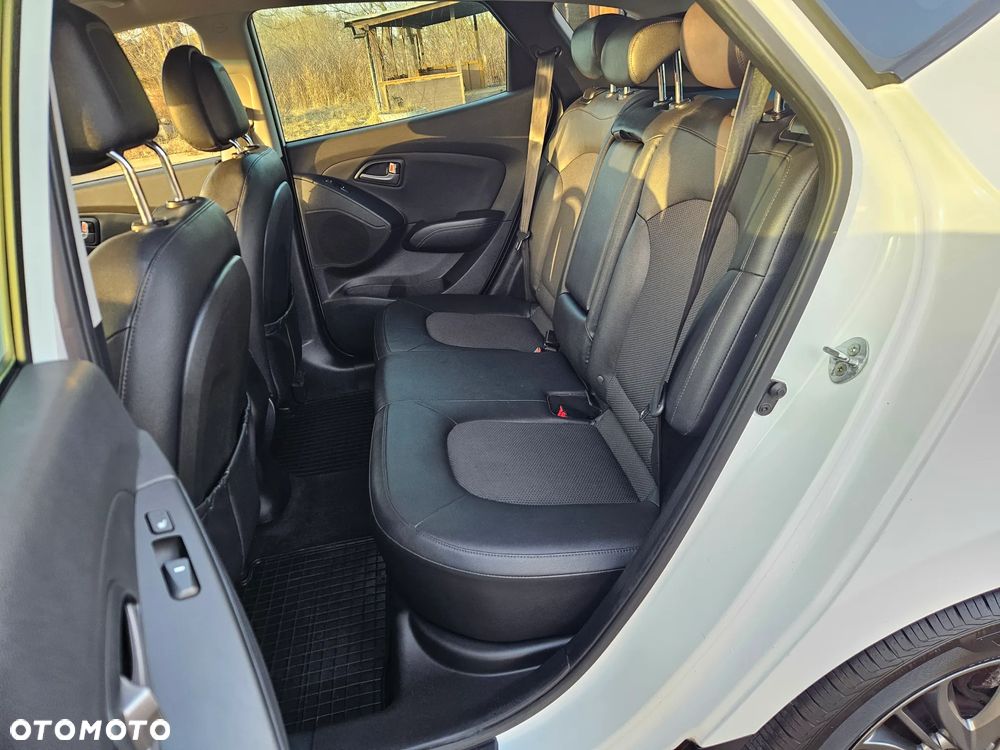 Hyundai ix35 1.7 CRDi 2WD blue Comfort - 38