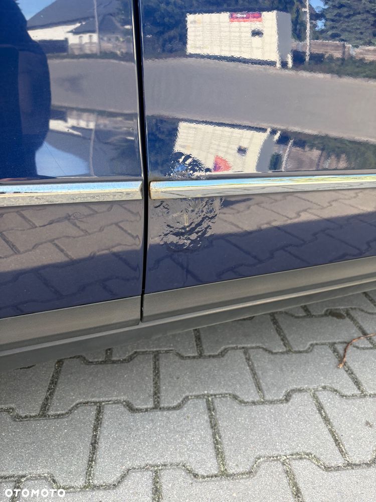 Volkswagen Passat 2.0 TDI DPF Sportline - 12