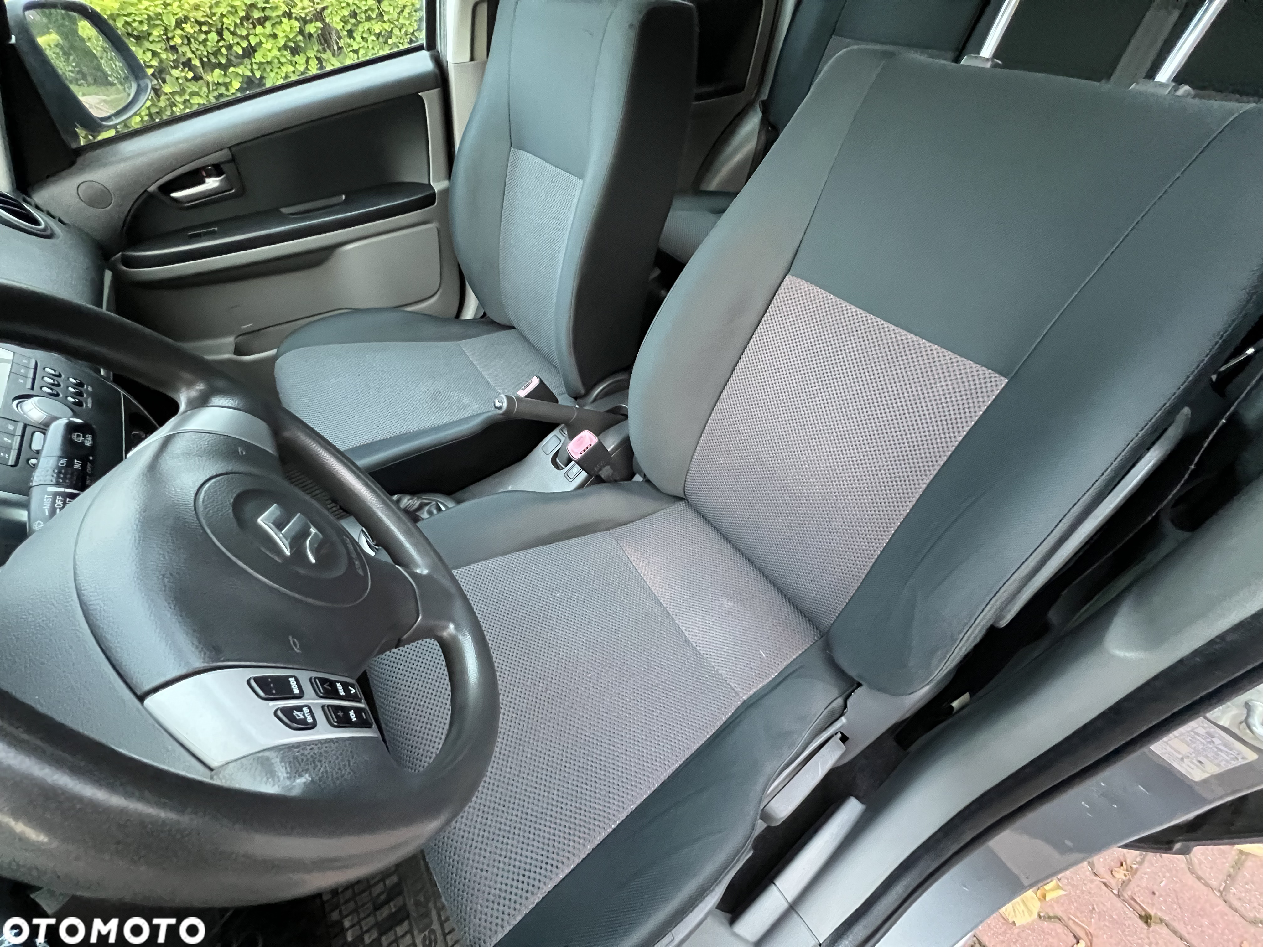 Suzuki SX4 1.9 DDiS 4WD GS / Premium - 27