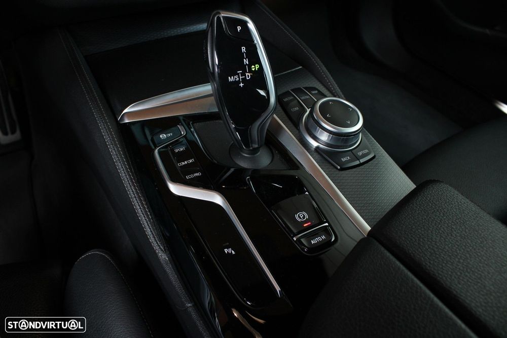 BMW 520 d ED Pack M - 44