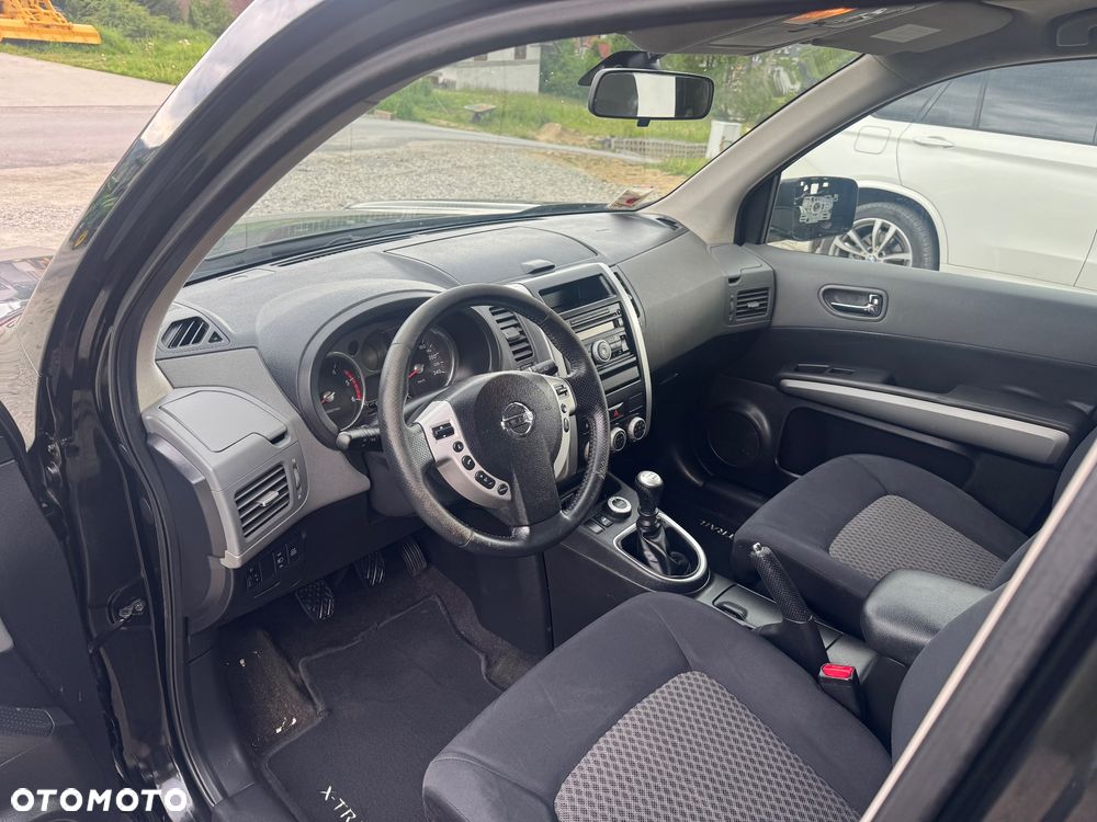 Nissan X-Trail - 10