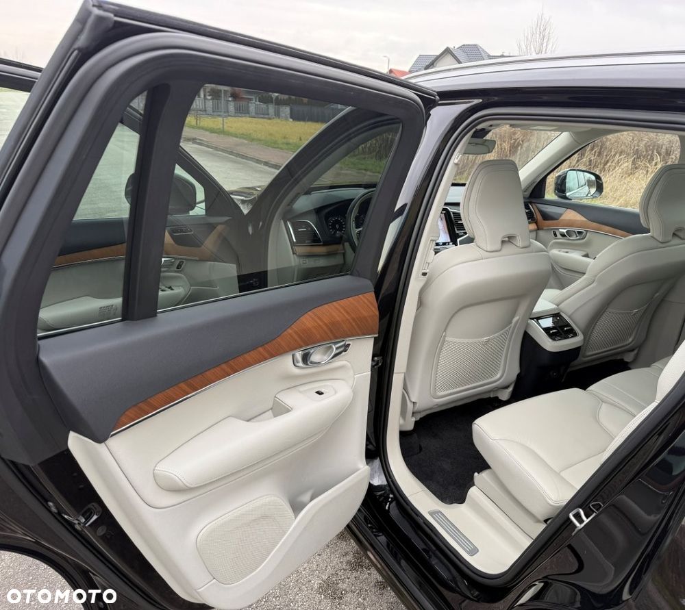 Volvo XC 90 T6 AWD Geartronic Momentum - 31