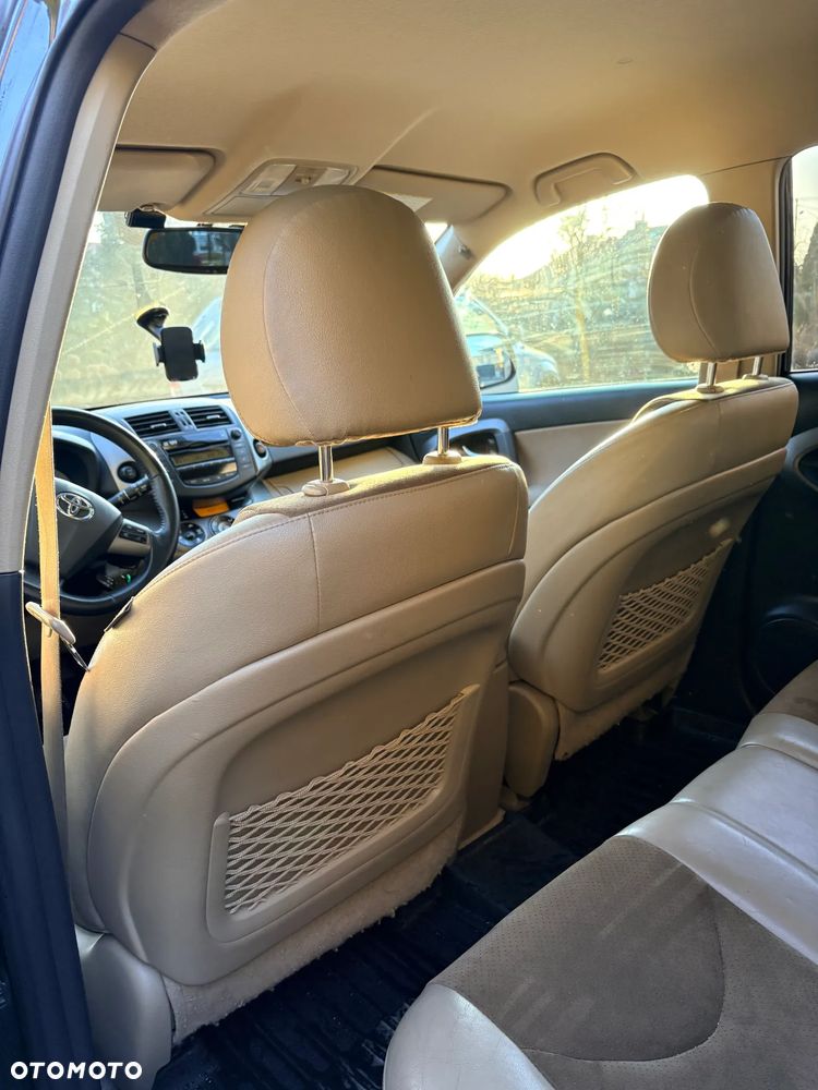 Toyota RAV4 2.0 VVT-i Premium MS - 4