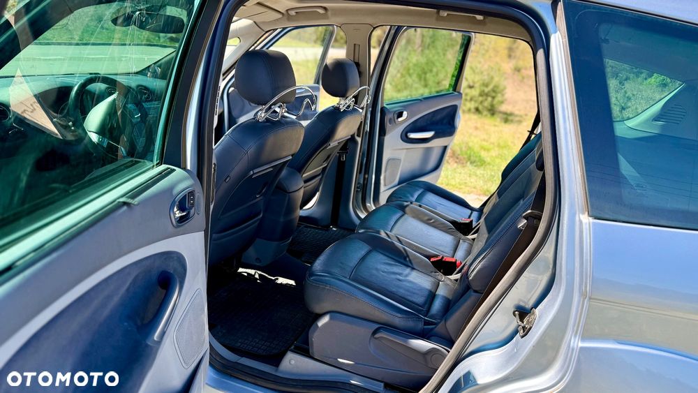 Ford S-Max 2.0 TDCi Titanium - 10