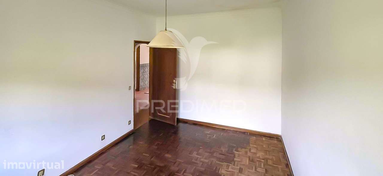 Moradia T3, Garagem, Sotão, 765m2 Terreno. Almalagues - Grande imagem: 5/18