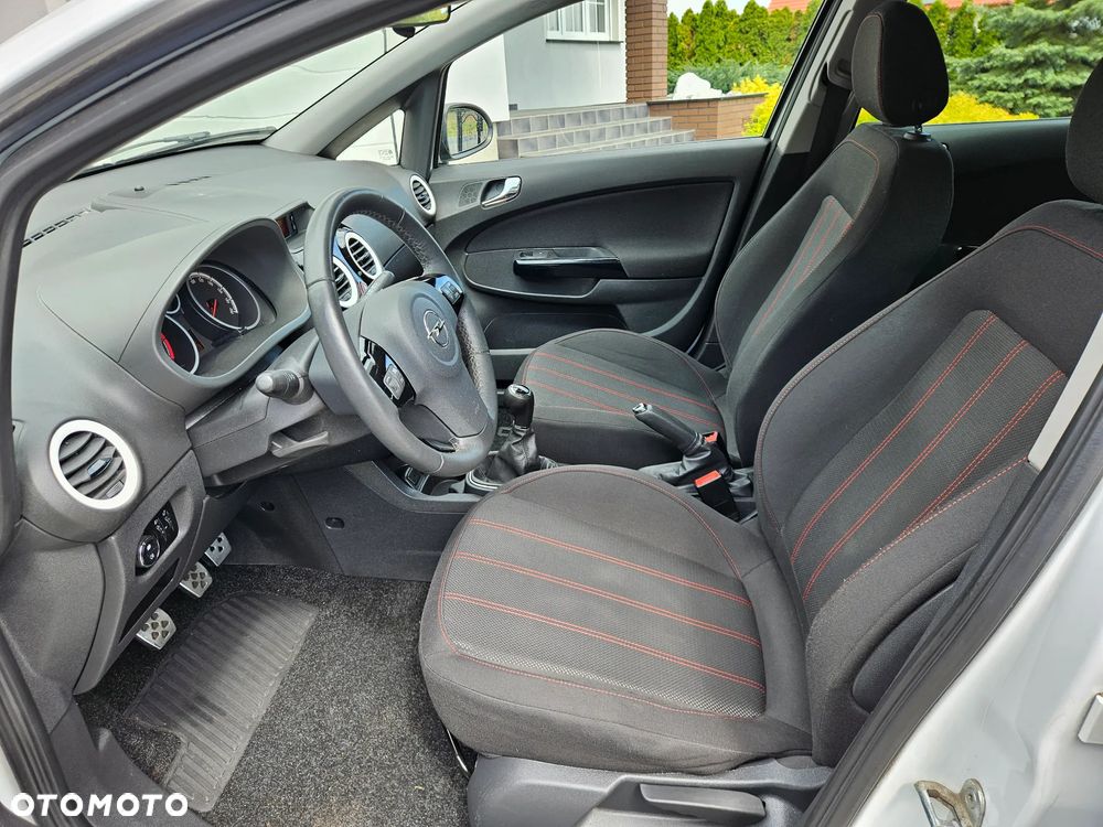 Opel Corsa 1.4 16V Color Edition - 17