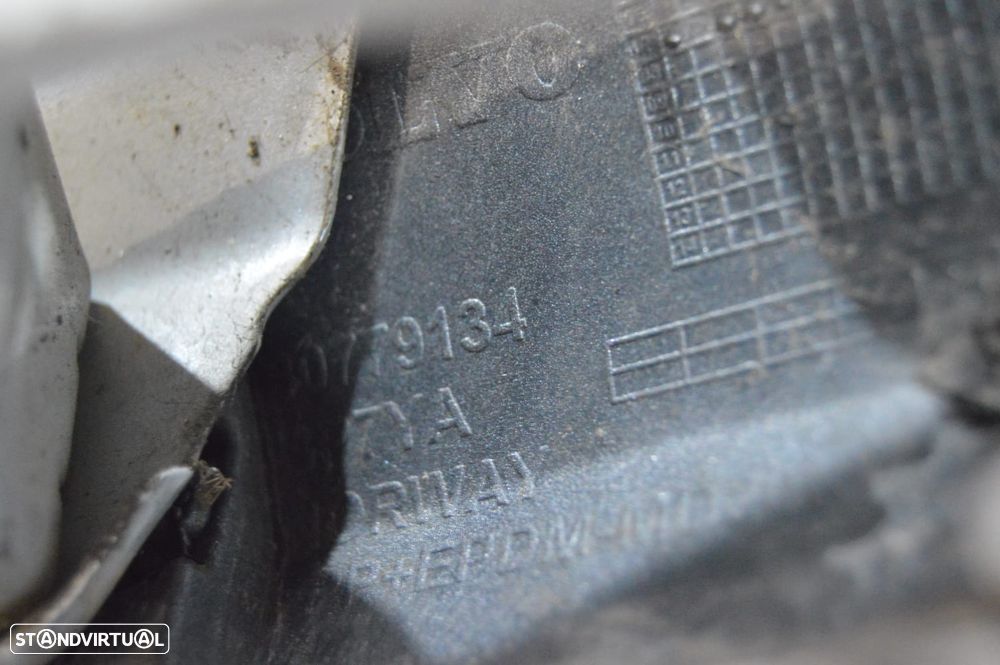 GUARDA-LAMAS ESQUERDO VOLVO 30779134 31253949 31276299 VOLVO C30 533 GUARDA LAMAS GUARDALAMAS ORIGINAL - 4